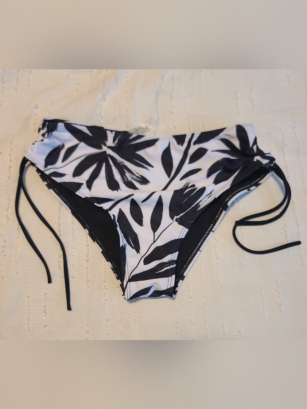 Women's Black/White Tropical Floral Side Tie Stretch Bikini Bottom Size L